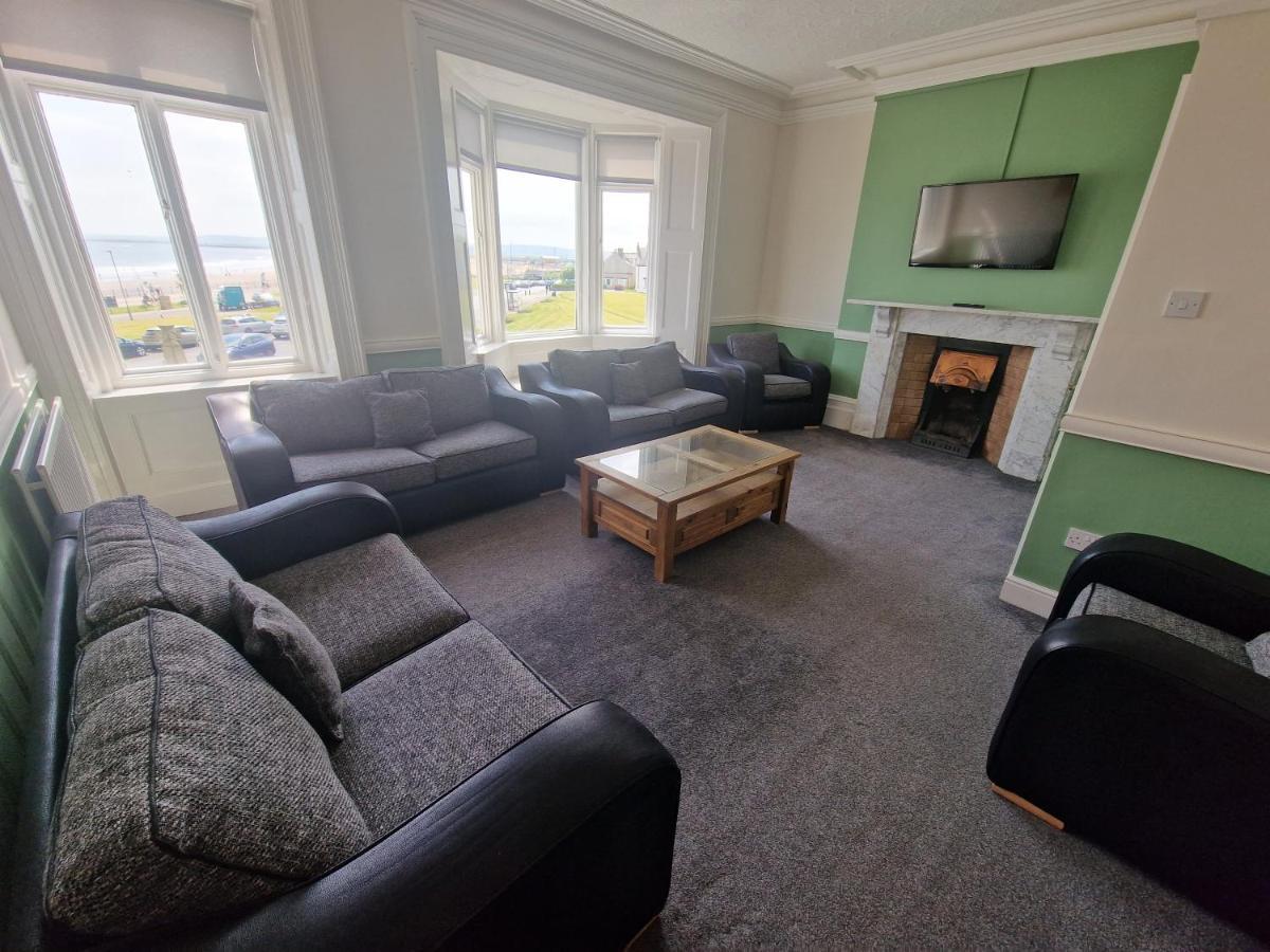 2 The Green, Exceptional Large House, Sea Views Loads Of Bathrooms Seaton Carew Exterior foto