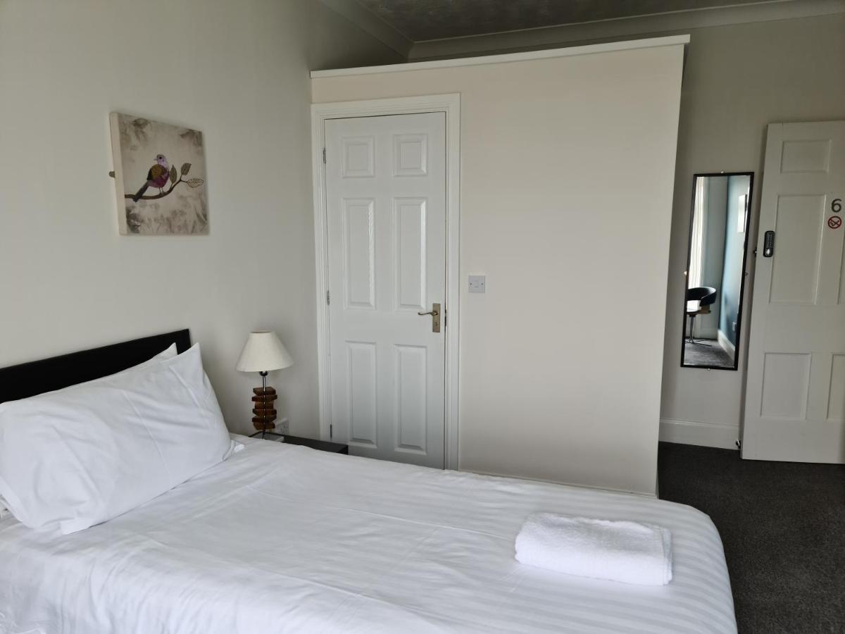 2 The Green, Exceptional Large House, Sea Views Loads Of Bathrooms Seaton Carew Exterior foto